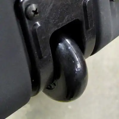 Roulettes en coin boulonnées