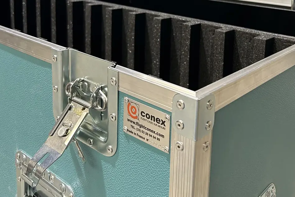 fermoir-pour-tuto-flightcase