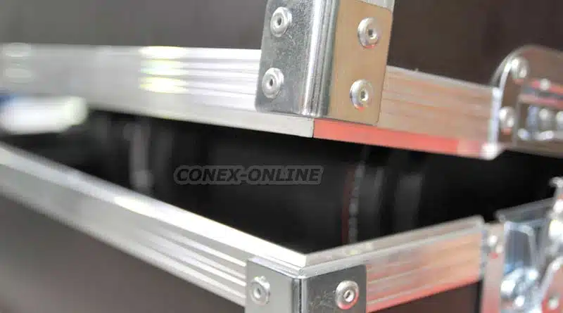 renfort d'angle de flight case