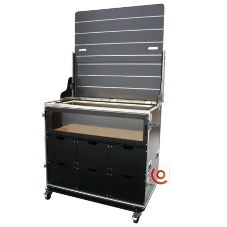 Flight case vitrine motorsport